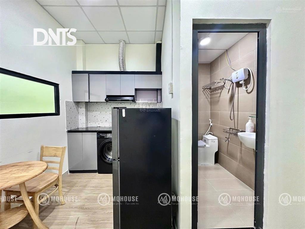 Căn hộ 1pn bancol sân vườn mặt tiền, lý chính thắng, quận 3, gần vòng xoay dân chủ, lotteria