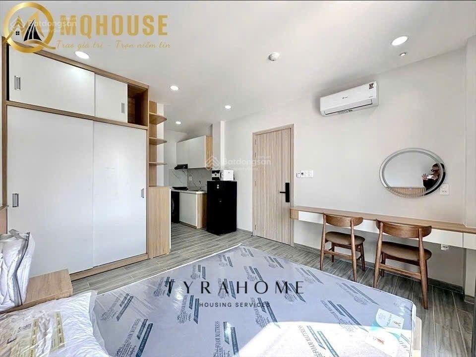 Khai trương căn hộ 1pn bancol hầm xe, thang máy, bảo vệ, tòa nhà xây mới 100%