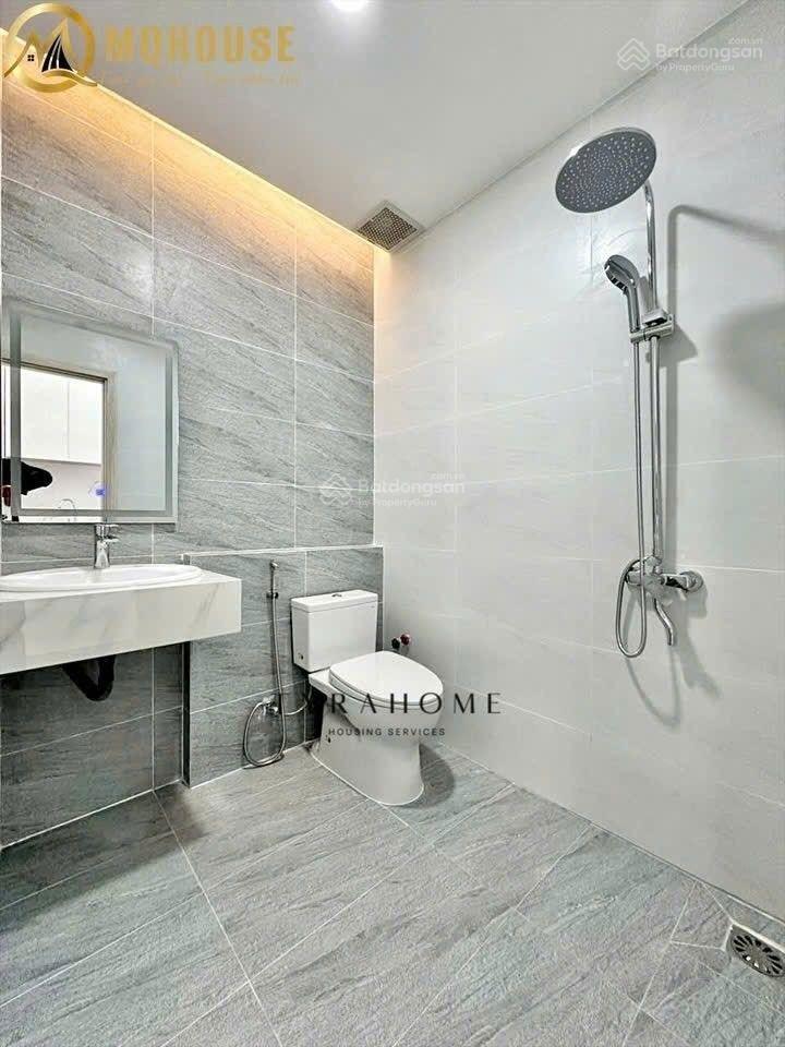 Khai trương căn hộ 1pn bancol hầm xe, thang máy, bảo vệ, tòa nhà xây mới 100%