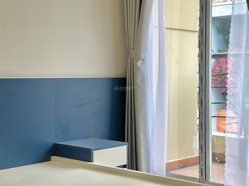 Căn hộ cao cấp 1pn bancol sân vườn, gần cầu sài gòn