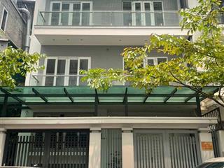 Cho thuê biệt thự mễ trì thượng 110m2 x 5 tầng 1 hầm thang máy chỉ 40 triệu 0903 409 ***