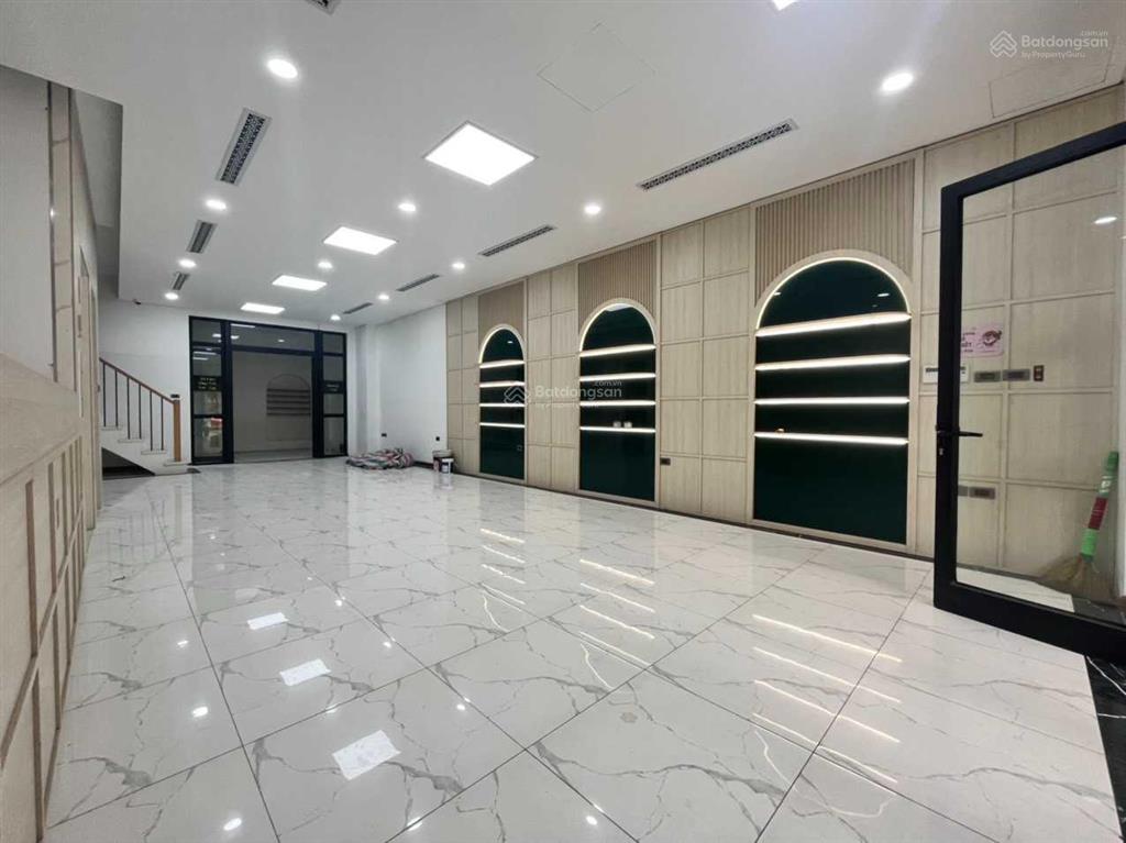 Cho thuê nhà vinhomes gardenia hàm nghi 96m2 x 5 tầng thông sàn thang máy 50 triệu 0903 409 ***