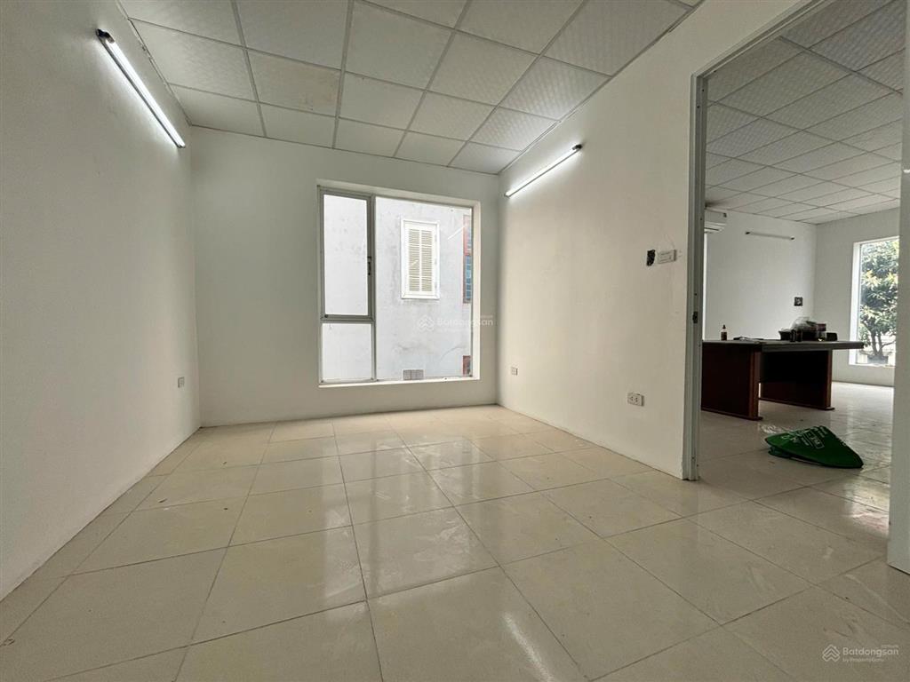 Cho thuê nhà kđt phùng khoang 150m 4 tầng thông sàn 45tr 0903 409 ***