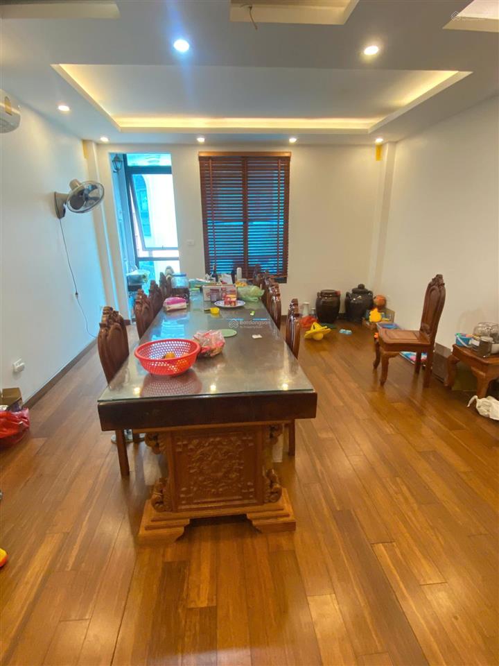 Cho thuê nhà kđt vạn phúc 50m2 x 7 tầng thông sàn thang máy full nội thất 23 triệu