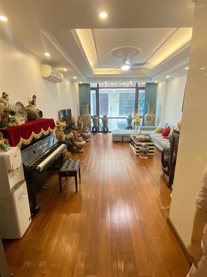 Cho thuê nhà kđt vạn phúc 50m2 x 7 tầng thông sàn thang máy full nội thất 23 triệu