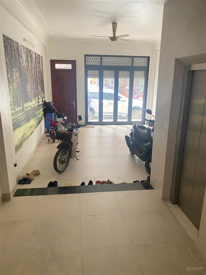 Cho thuê nhà kđt vạn phúc 50m2 x 7 tầng thông sàn thang máy full nội thất 23 triệu