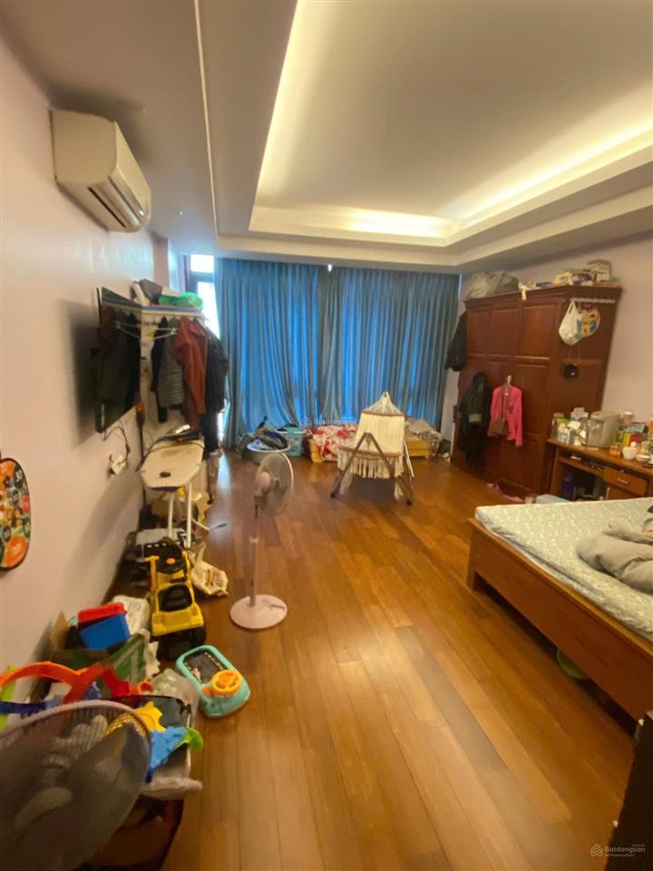 Cho thuê nhà kđt vạn phúc 50m2 x 7 tầng thông sàn thang máy full nội thất 23 triệu