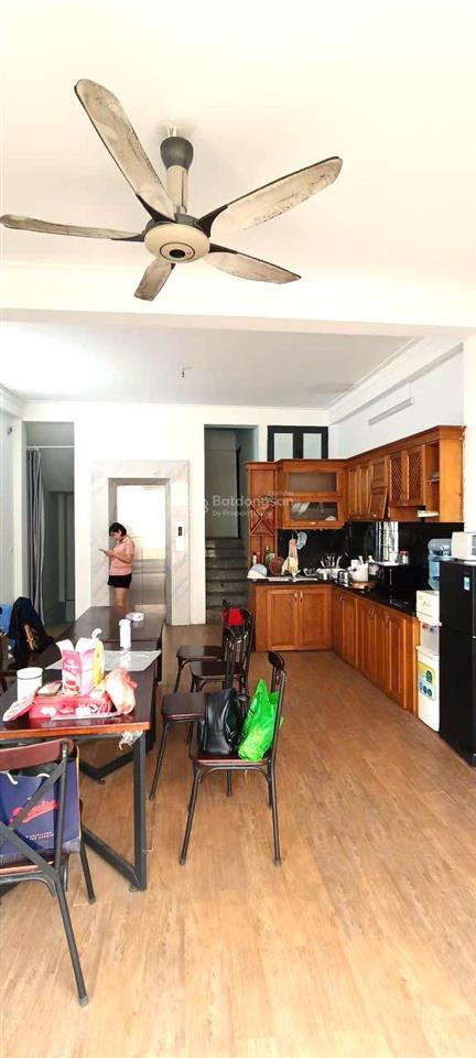 Cho thuê nhà gần aeon hà đông 50m x 7 tầng thông sàn thang máy 26tr 0903 409 ***
