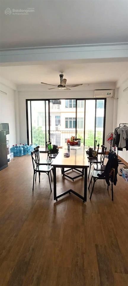 Cho thuê nhà gần aeon hà đông 50m x 7 tầng thông sàn thang máy 26tr 0903 409 ***