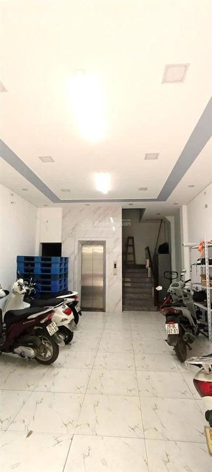 Cho thuê nhà gần aeon hà đông 50m x 7 tầng thông sàn thang máy 26tr 0903 409 ***