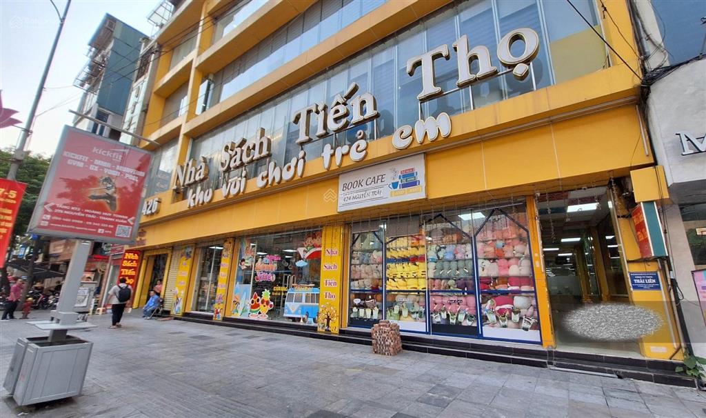 Cho thuê mp trần phú 200m x 7 tầng thông sàn thang máy pccc 200 triệu 0903 409 ***