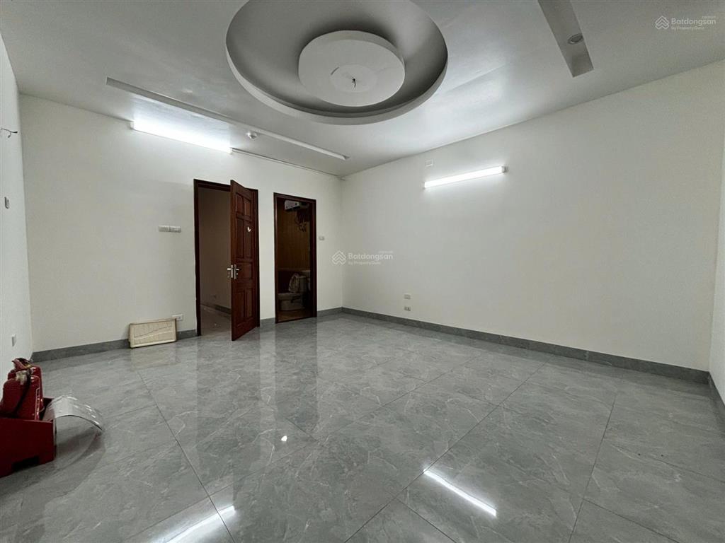 Cho thuê nhà làng việt kiều châu âu 80m x 4t có pccc chỉ 26tr 0903 409 ***
