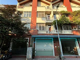 Cho thuê nhà làng việt kiều châu âu 80m x 4t có pccc chỉ 26tr 0903 409 ***