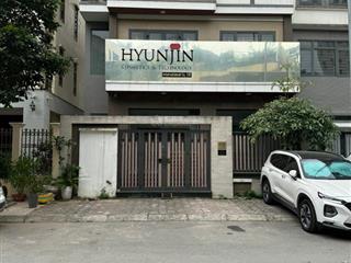 Cho thuê bt khu nhà ở quốc hội tố hữu 4 tầng 1 hầm thông sàn thang máy 0903 409 ***