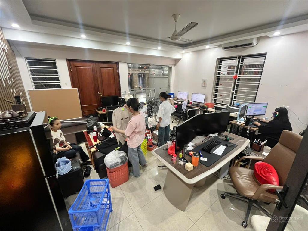 Cho thuê biệt thự kđt phùng khoang 110m2 x 4 tầng 36 tr/th, 0903 409 ***
