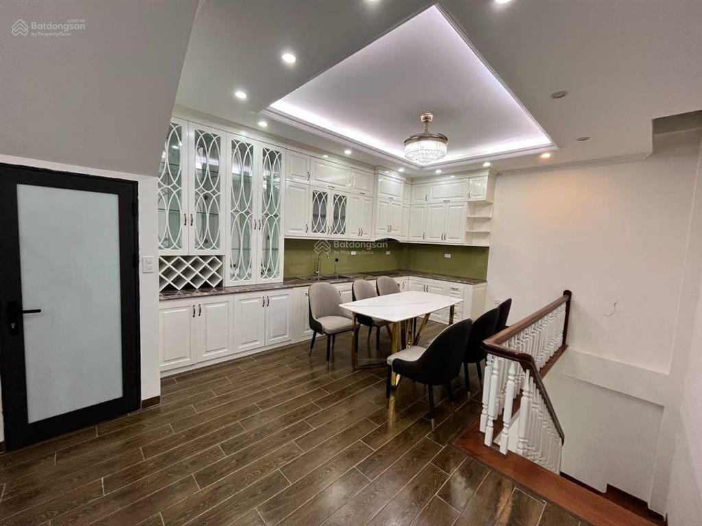 Cho thuê nhà dịch vụ vạn phúc full nội thất đẹp 50m2 x 6 tầng 23tr 0903 409 ***