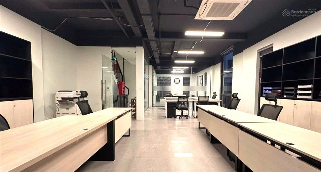 Cho thuê nhà him lam vạn phúc lô góc 91m2 x 7 tầng thông sàn thang máy 70tr, 0903 409 ***