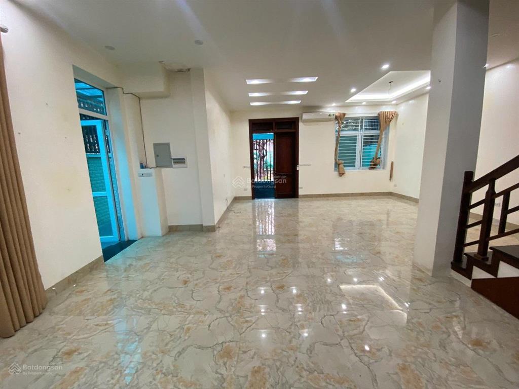 Cho thuê biệt thự nguyễn văn lộc 130m x 3 tầng thông sàn 35 triệu 0903 409 ***