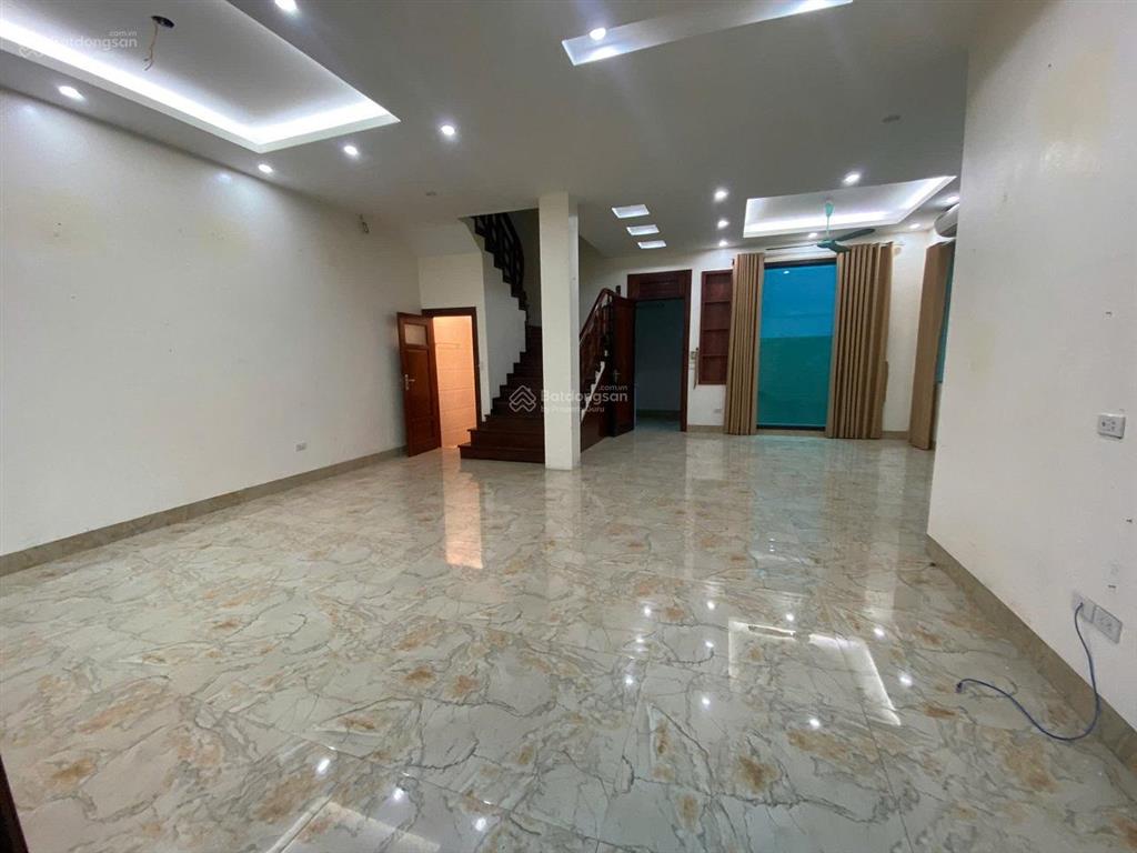 Cho thuê biệt thự nguyễn văn lộc 130m x 3 tầng thông sàn 35 triệu 0903 409 ***