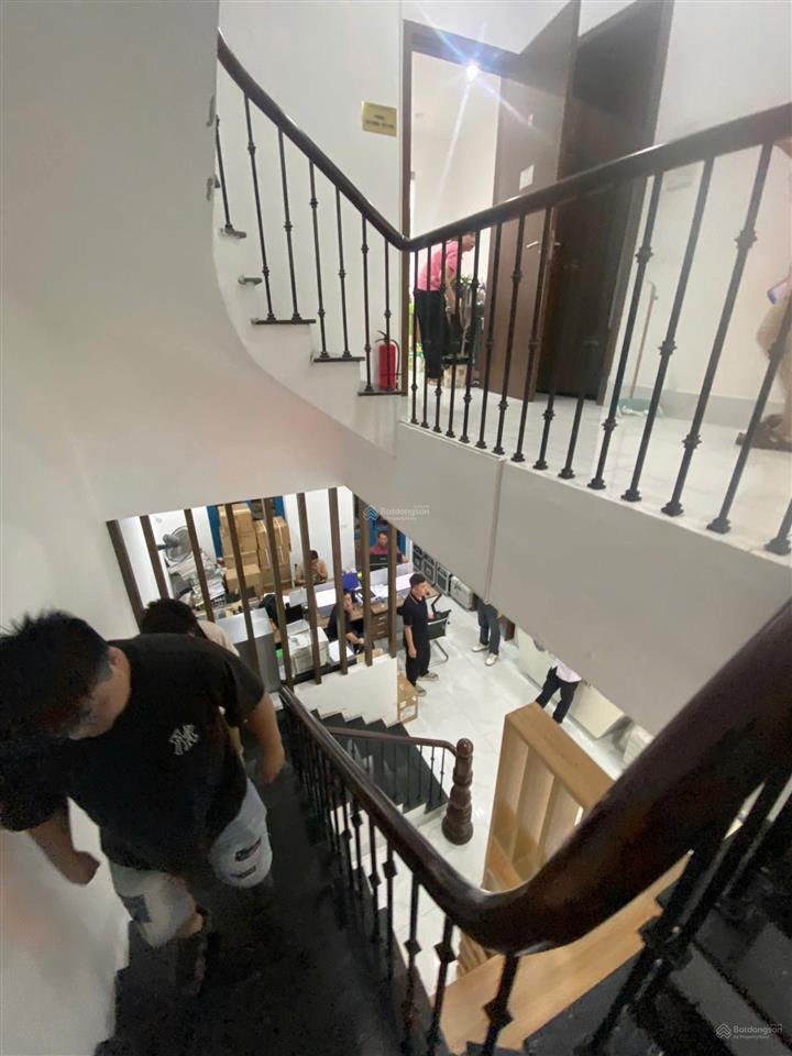 Cho thuê nhà rẻ galaxy tố hữu hà đông 90m x 6 tầng chỉ 37 triệu 0903 409 ***