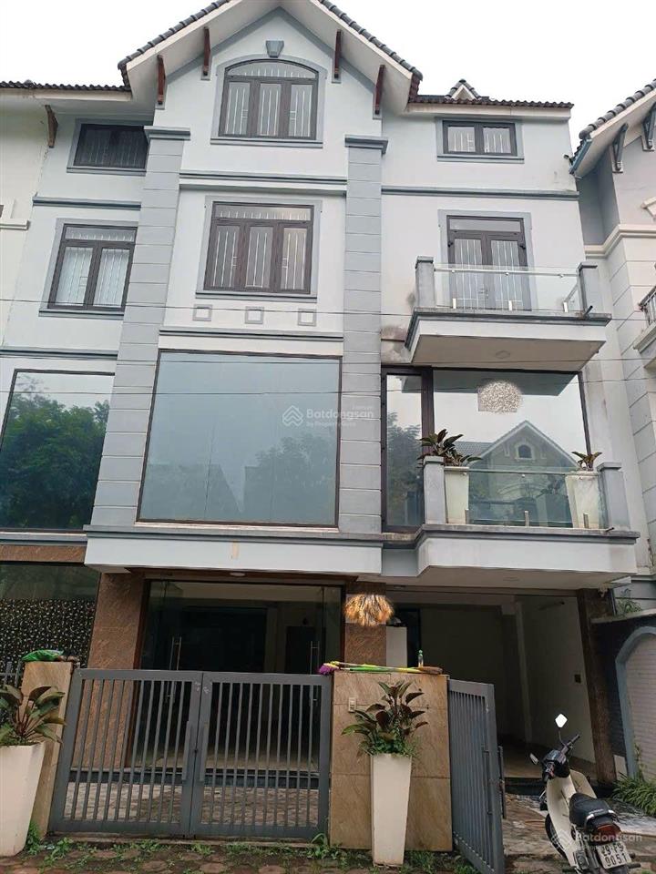 Cho thuê bt c37 bắc hà tố hữu 150m x 4 tầng thông sàn chỉ 32 triệu 0903 409 ***