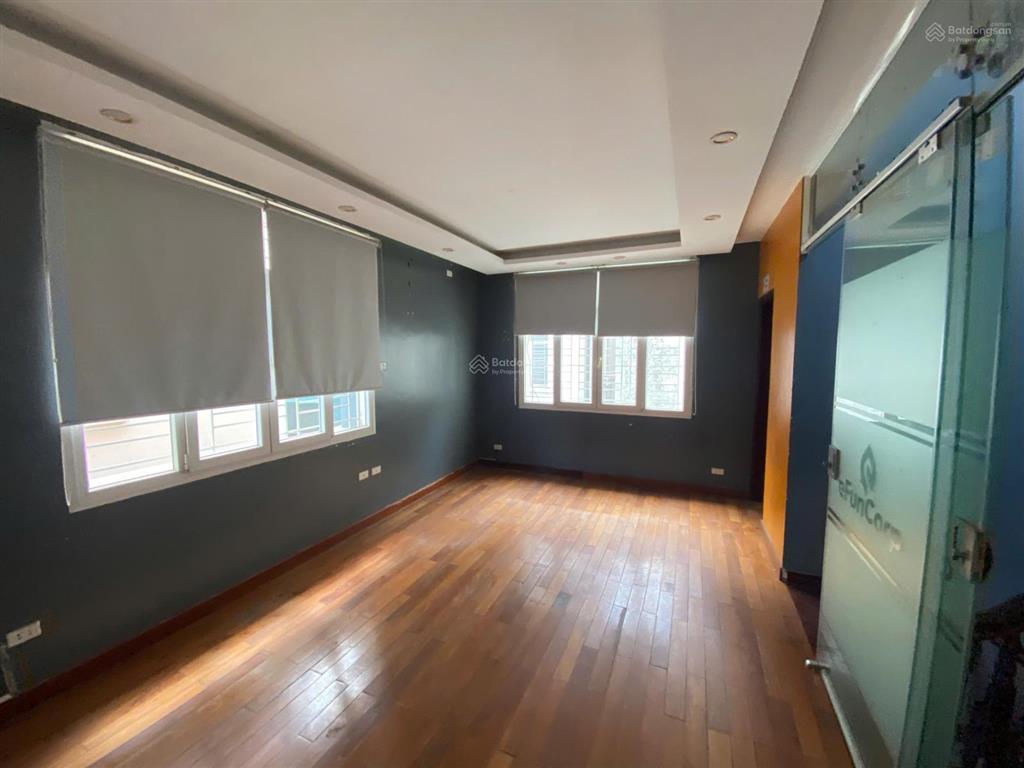 Cho thuê bt làng việt kiều châu âu nguyễn văn lộc 250m x 3 tầng giá 45 triệu 0903 409 ***