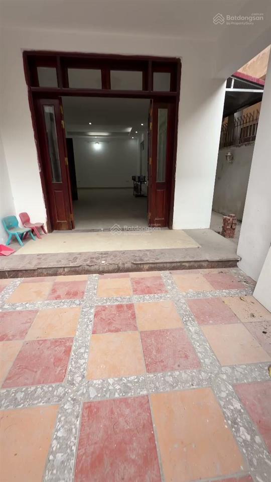 Cho thuê biệt thự văn khê 135m x 4 tầng 1 tum thông sàn chỉ 30 triệu