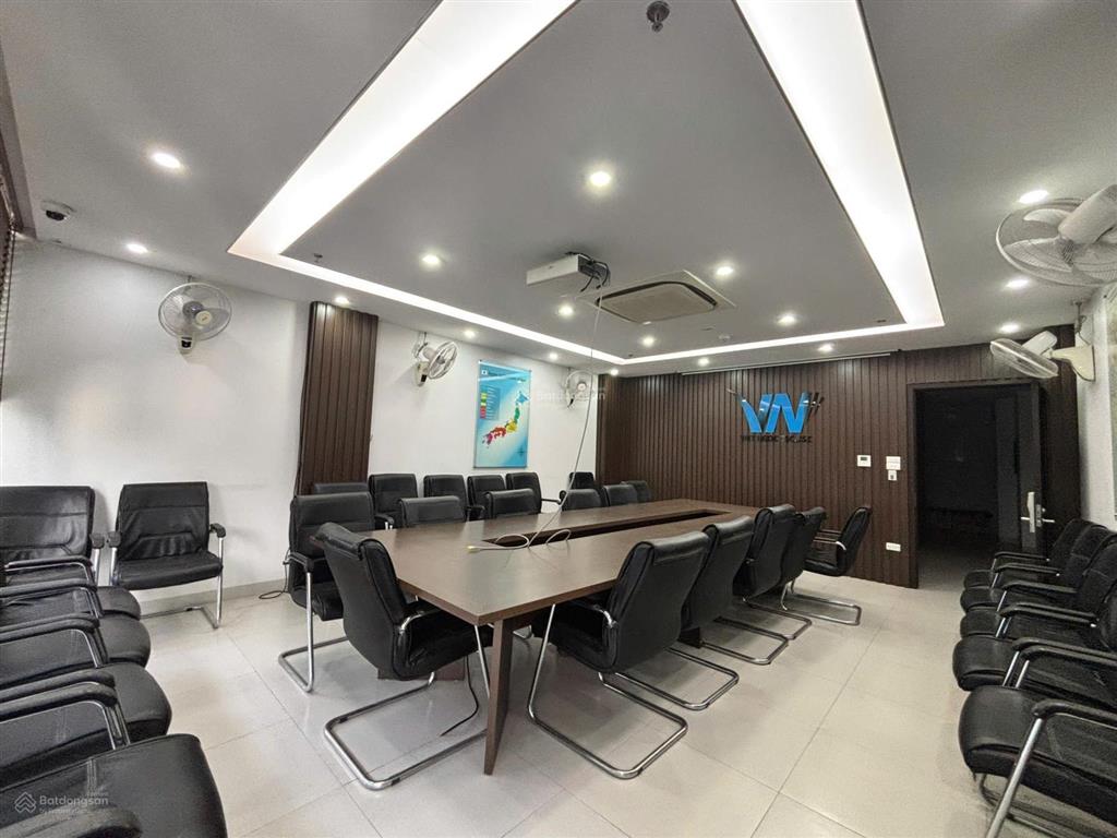 Cho thuê nhà ngõ 214 nguyễn xiển 115m2 x 8 tầng 1 hầm thang máy pccc 120 triệu 0903 409 ***