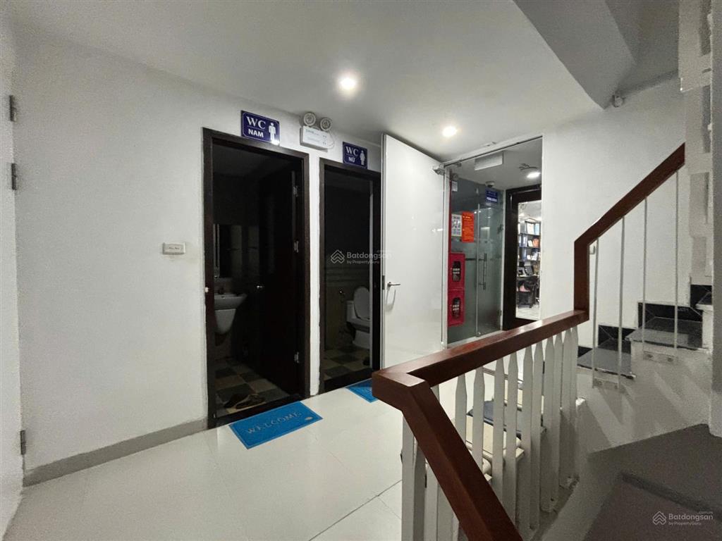 Cho thuê nhà ngõ 214 nguyễn xiển 115m2 x 8 tầng 1 hầm thang máy pccc 120 triệu 0903 409 ***