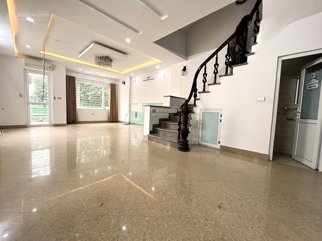 Cho thuê nhà kđt văn khê lô góc 105m2 thông sàn làm văn phòng 0903 409 ***