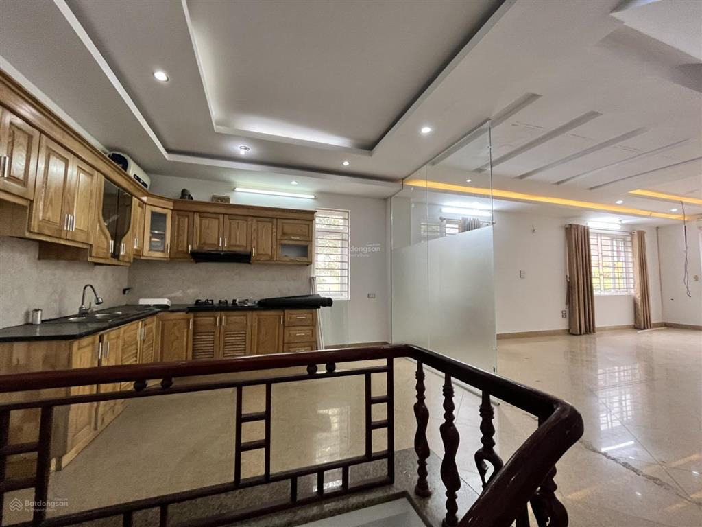Cho thuê nhà kđt văn khê lô góc 105m2 thông sàn làm văn phòng 0903 409 ***