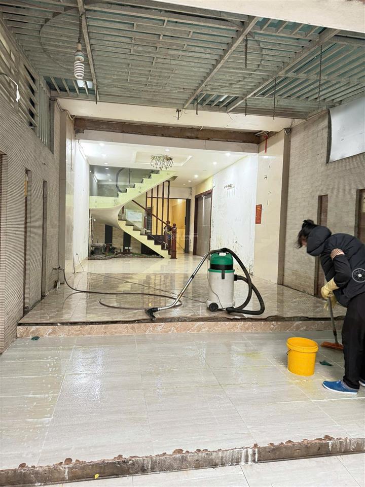 Cho thuê liền kề vinaconex 3 trung văn 90m2 x 4 tầng 27 triệu 0903 409 ***