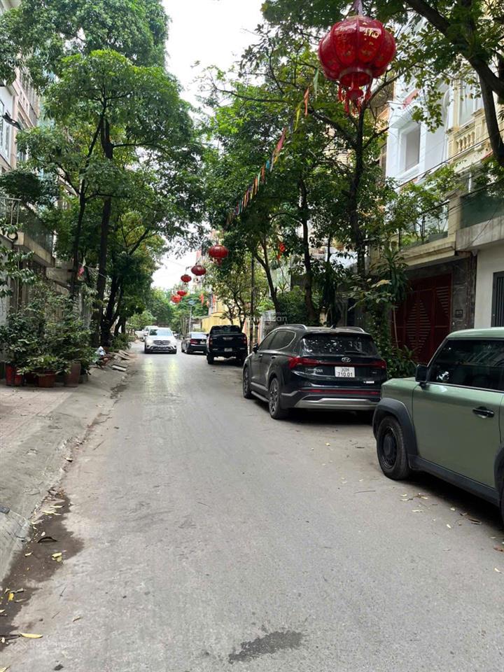Cho thuê nhà kđt văn quán 82m x 5 tầng chỉ 20 triệu 0903 409 ***