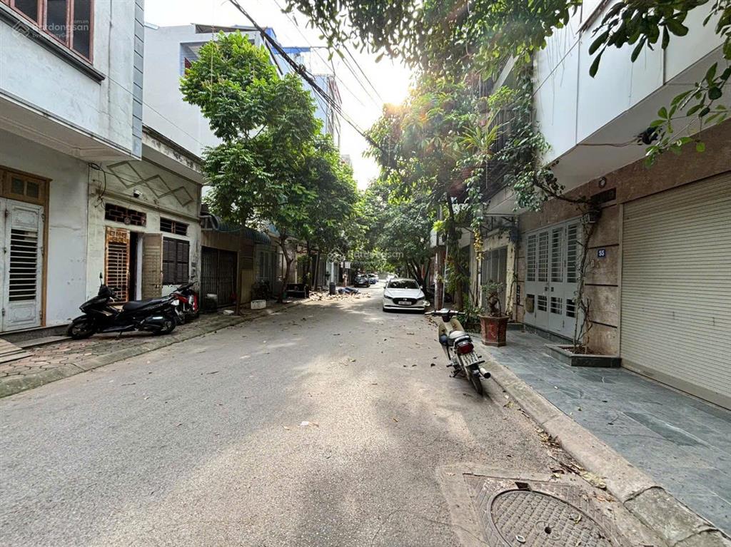 Cho thuê nhà văn quán 50m2 x 6 tầng thông sàn thang máy mới đẹp 0903 409 ***