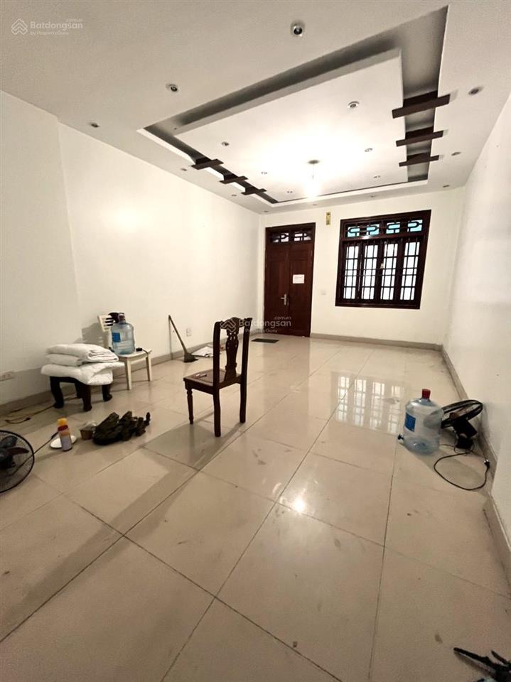 Cho thuê nhà đường nguyễn văn lộc kinh doanh 4 tầng 1 hầm 90m2, 30 tr, 0903 409 ***