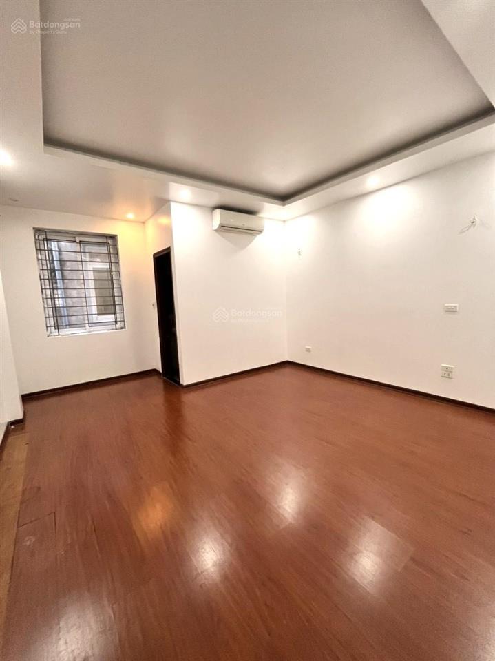 Cho thuê nhà đường nguyễn văn lộc kinh doanh 4 tầng 1 hầm 90m2, 30 tr, 0903 409 ***