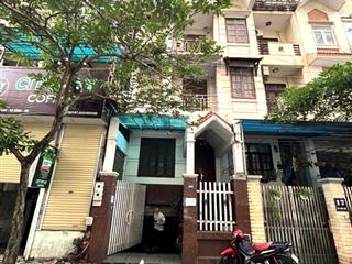Cho thuê nhà đường nguyễn văn lộc kinh doanh 4 tầng 1 hầm 90m2, 30 tr, 0903 409 ***