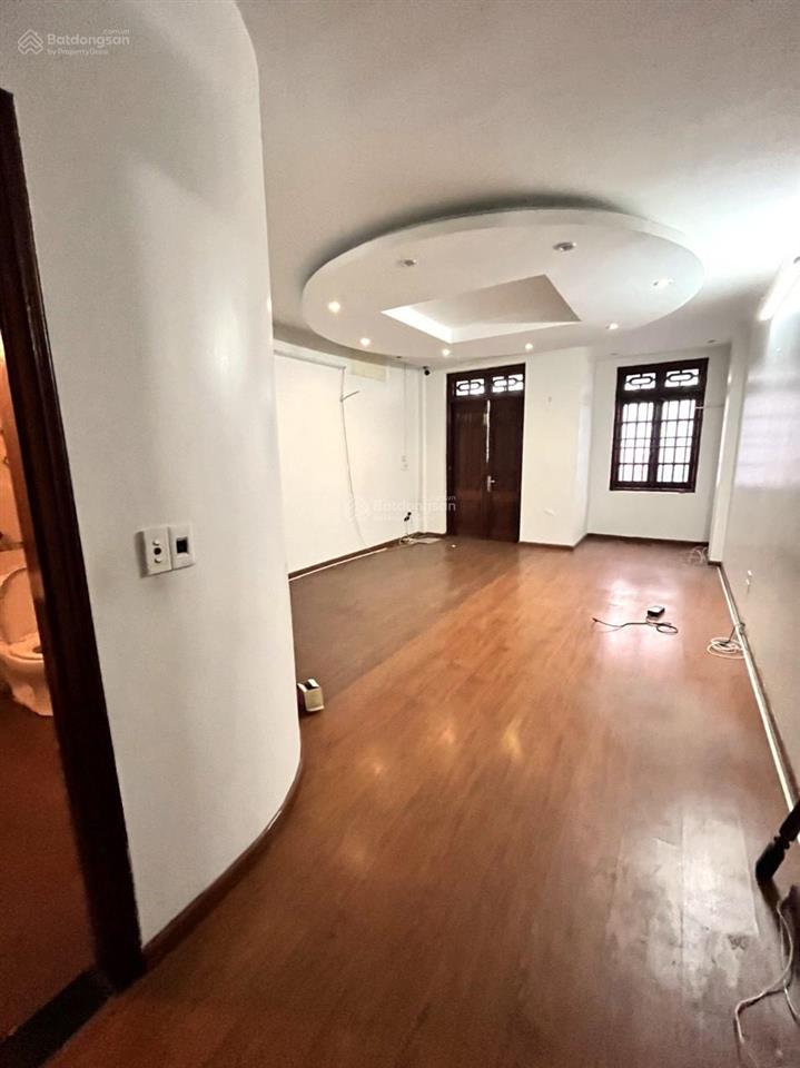 Cho thuê nhà đường nguyễn văn lộc kinh doanh 4 tầng 1 hầm 90m2, 30 tr, 0903 409 ***