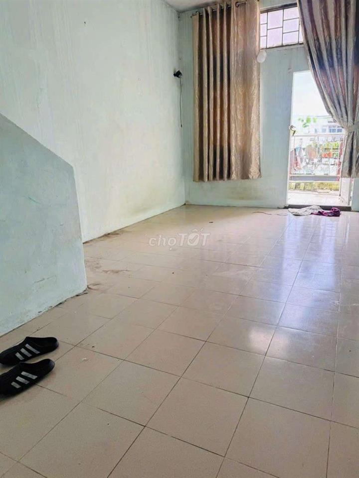 MẶT TIỀN MẠC VÂN KINH DOANH SẦM UẤT
