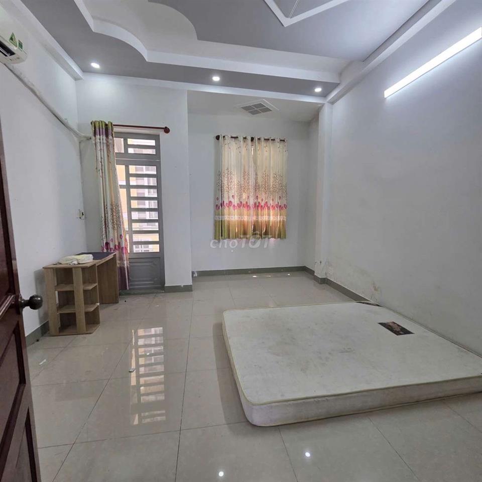 MỄ CỐC DT KHỦNG CHƯA ĐẾN 5TỶ - 4PN
