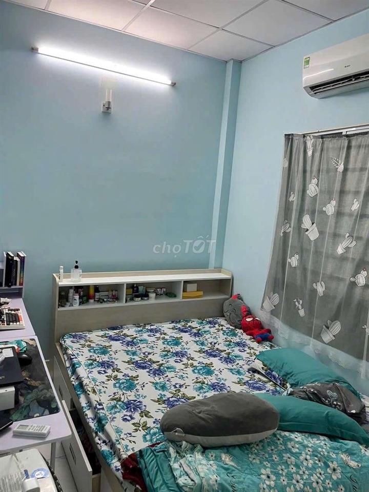 NHÀ TRUNG TÂM GIÁ RẺ - KHÔNG QH - KHÔNG LỘ GIỚI