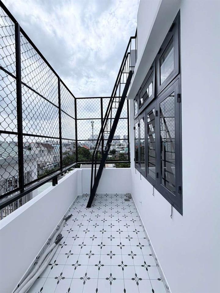 ÂU DƯƠNG LÂN NHÀ XÂY MỚI - 4,6M × 13M VỊ TRÍ TRUNG TÂM