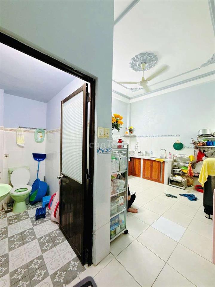 DƯƠNG BÁ TRẠC 4 TẦNG BTCT - 4m x 15m nở hậu