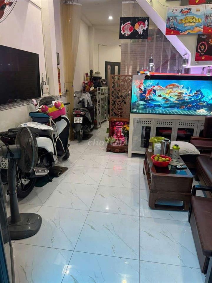 XE TẢI TỚI NHÀ 30M RA MT - 4 TẦNG BTCT HOÀN CÔNG ĐỦ HIỆN HỮU SHR