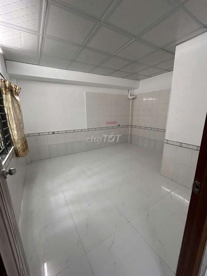 MỄ CỐC - NHÀ MỚI ĐẸP Ở LIỀN - GẦN MẶT TIỀN
