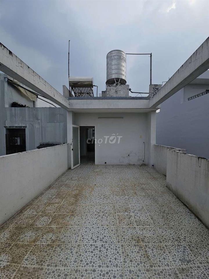 ÂU DƯƠNG LÂN VỊ TRÍ ĐẸP - DT TO 4 TẦNG BTCT