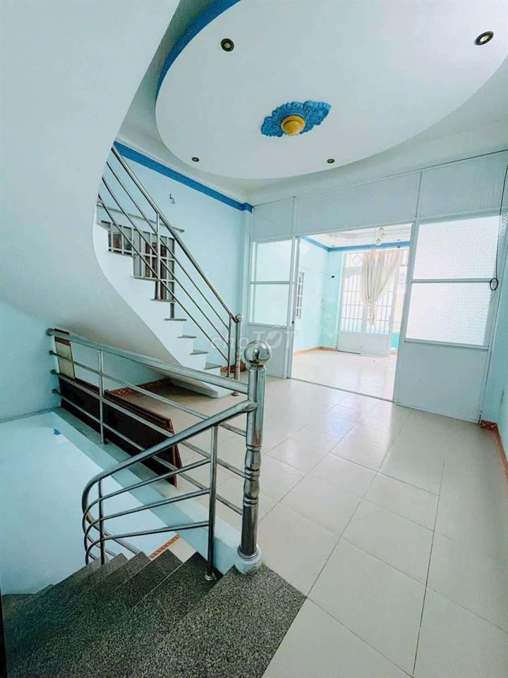 HXH 50M RA MẶT TIỀN BÙI MINH TRỰC KHU VIP