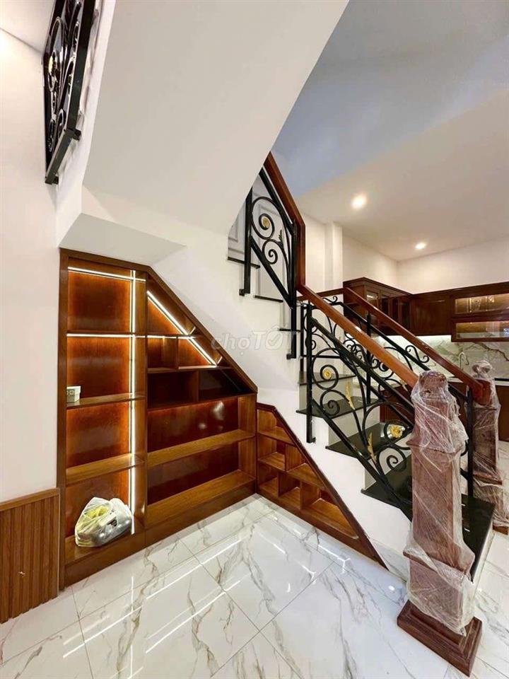 MT NỘI BỘ VIP HƯNG PHÚ 4PN 5WC XE TẢI TỚI NHÀ
