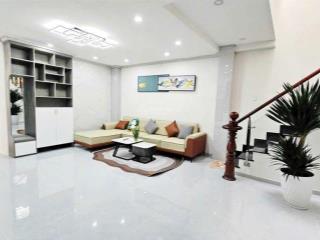 Bán nhà đường tôn đản, 3 tầng, 25m2, gần cầu khánh hội, quận 4, chỉ 3.x tỷ