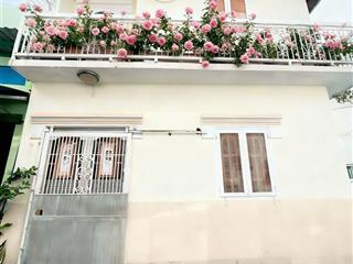 Bán nhà đường đoàn văn bơ, 30m2, gần cầu camelt, quận 4, chỉ 3. x tỷ